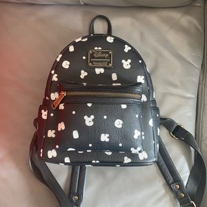 Mickey Loungefly - Black Mickey Mouse Letters